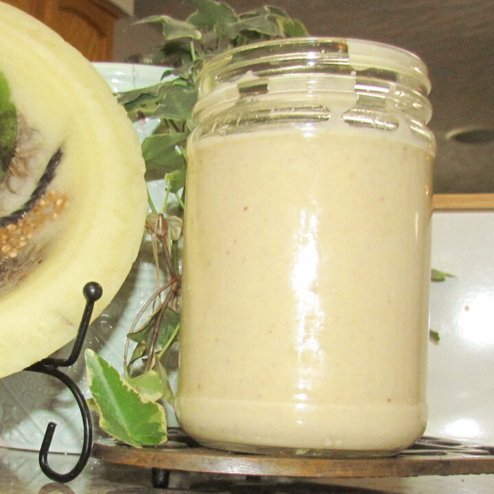 Picture of a finished jar of mayonnaise